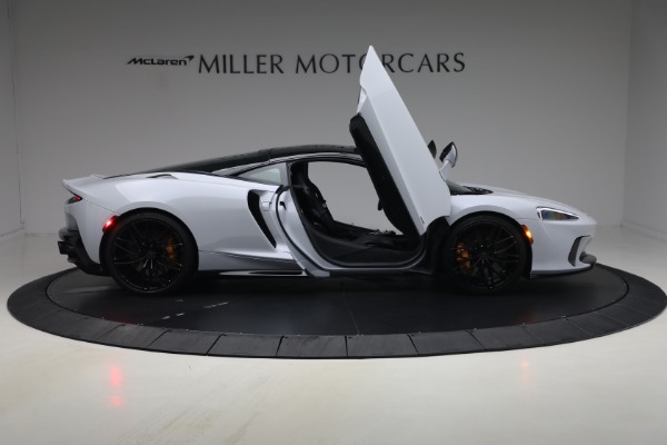 Used 2025 McLaren GTS Performance for sale $189,900 at Alfa Romeo of Westport in Westport CT 06880 17