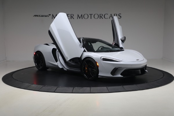 Used 2025 McLaren GTS Performance for sale $189,900 at Alfa Romeo of Westport in Westport CT 06880 18