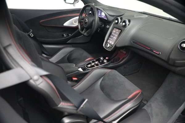 Used 2025 McLaren GTS Performance for sale $189,900 at Alfa Romeo of Westport in Westport CT 06880 26