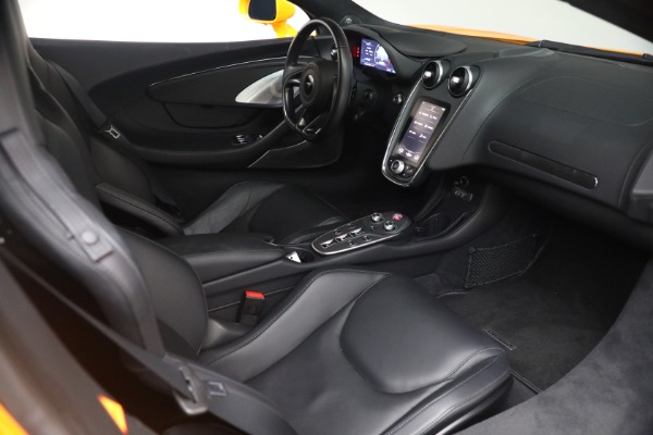 Used 2023 McLaren GT for sale $166,900 at Alfa Romeo of Westport in Westport CT 06880 17