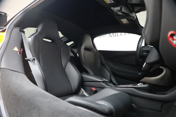 Used 2023 McLaren GT for sale $166,900 at Alfa Romeo of Westport in Westport CT 06880 19