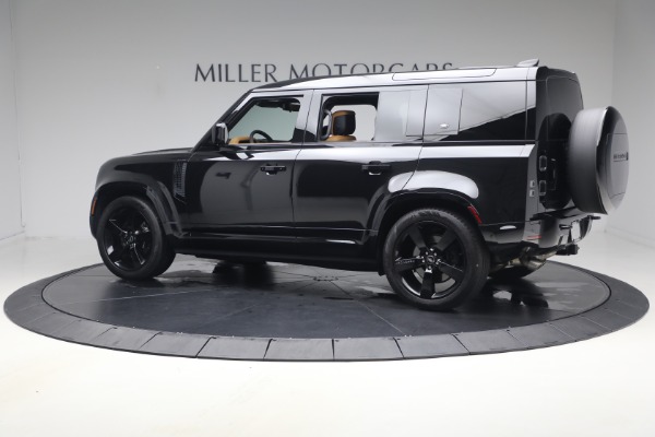 Used 2024 Land Rover Defender 110 V8 P525 for sale $84,900 at Alfa Romeo of Westport in Westport CT 06880 4