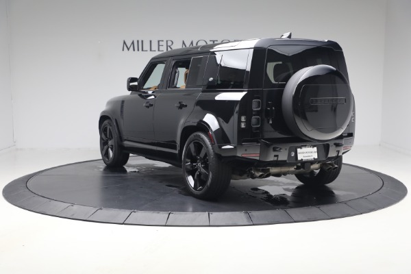 Used 2024 Land Rover Defender 110 V8 P525 for sale $84,900 at Alfa Romeo of Westport in Westport CT 06880 5