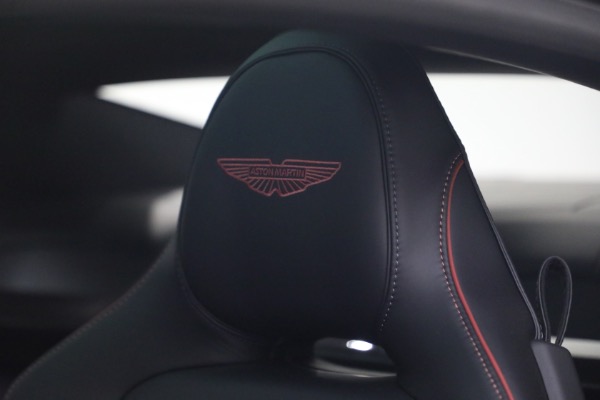 Used 2026 Aston Martin Vanquish for sale $455,900 at Alfa Romeo of Westport in Westport CT 06880 21