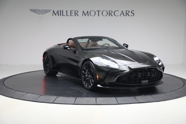 New 2026 Aston Martin Vantage S Roadster for sale $263,900 at Alfa Romeo of Westport in Westport CT 06880 11