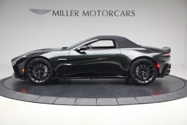 New 2026 Aston Martin Vantage S Roadster for sale $263,900 at Alfa Romeo of Westport in Westport CT 06880 15