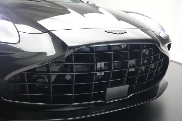 New 2026 Aston Martin Vantage S Roadster for sale $263,900 at Alfa Romeo of Westport in Westport CT 06880 26