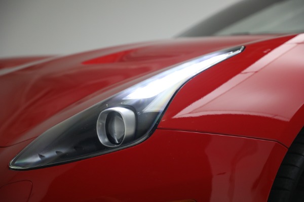 Used 2017 Ferrari California T for sale $163,900 at Alfa Romeo of Westport in Westport CT 06880 23