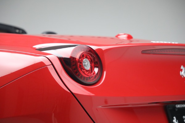 Used 2017 Ferrari California T for sale $163,900 at Alfa Romeo of Westport in Westport CT 06880 24