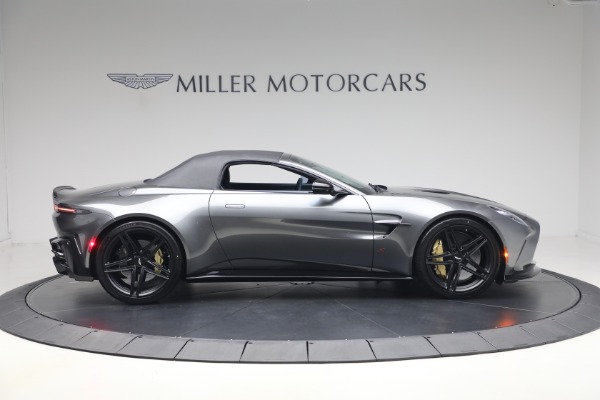New 2026 Aston Martin Vantage S Roadster for sale $295,000 at Alfa Romeo of Westport in Westport CT 06880 21