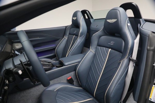 New 2026 Aston Martin Vantage S Roadster for sale $295,000 at Alfa Romeo of Westport in Westport CT 06880 27