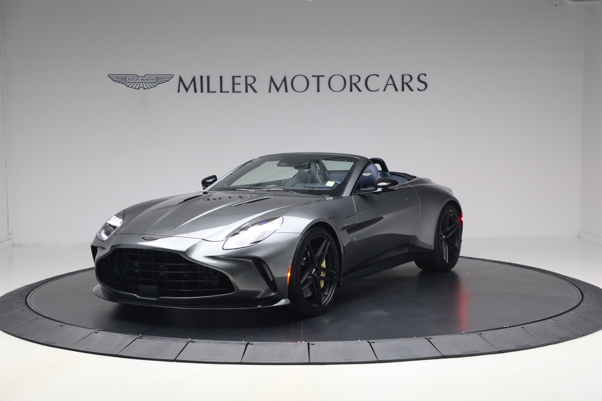 New 2026 Aston Martin Vantage S Roadster for sale $295,000 at Alfa Romeo of Westport in Westport CT 06880 1