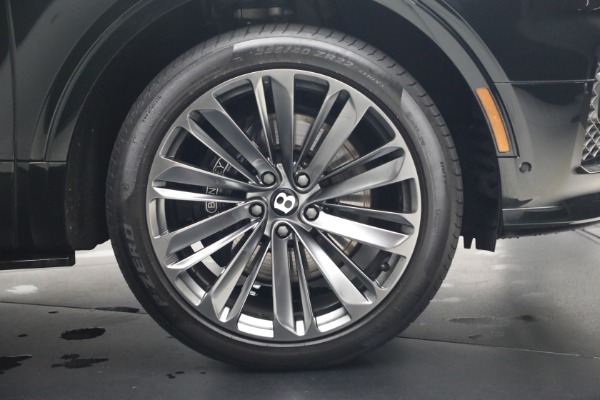Used 2021 Bentley Bentayga Speed for sale $139,900 at Alfa Romeo of Westport in Westport CT 06880 17