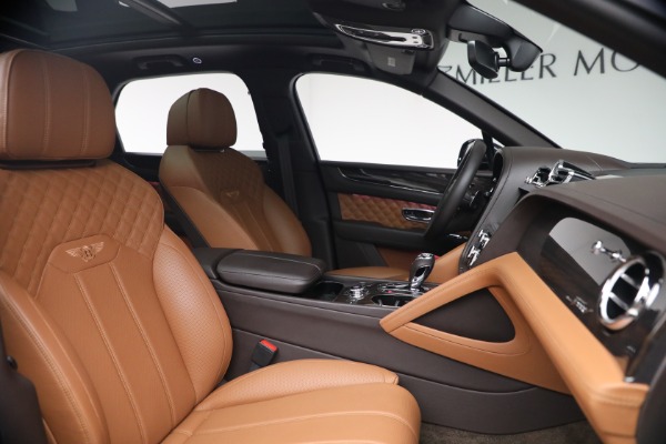 Used 2021 Bentley Bentayga Speed for sale $139,900 at Alfa Romeo of Westport in Westport CT 06880 28