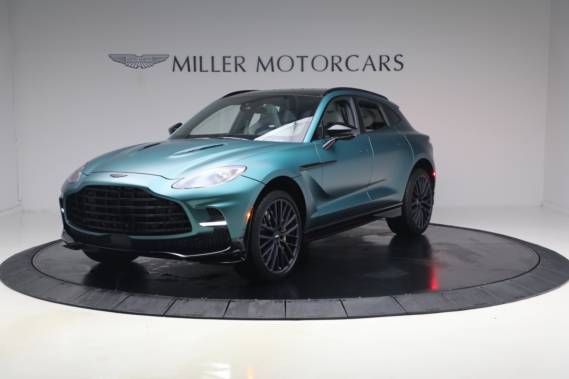 Used 2023 Aston Martin DBX 707 for sale $159,900 at Alfa Romeo of Westport in Westport CT 06880 1