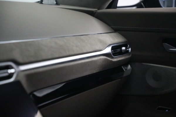 New 2026 Aston Martin Vantage S for sale $257,880 at Alfa Romeo of Westport in Westport CT 06880 18