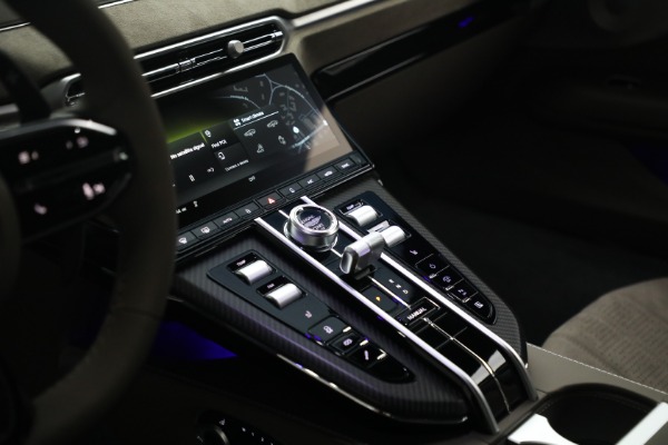 New 2026 Aston Martin Vantage S for sale $257,880 at Alfa Romeo of Westport in Westport CT 06880 25