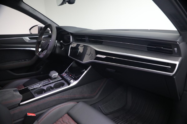 Used 2026 Audi RS 6 Avant performance 4.0T quattro Avant for sale $145,900 at Alfa Romeo of Westport in Westport CT 06880 18