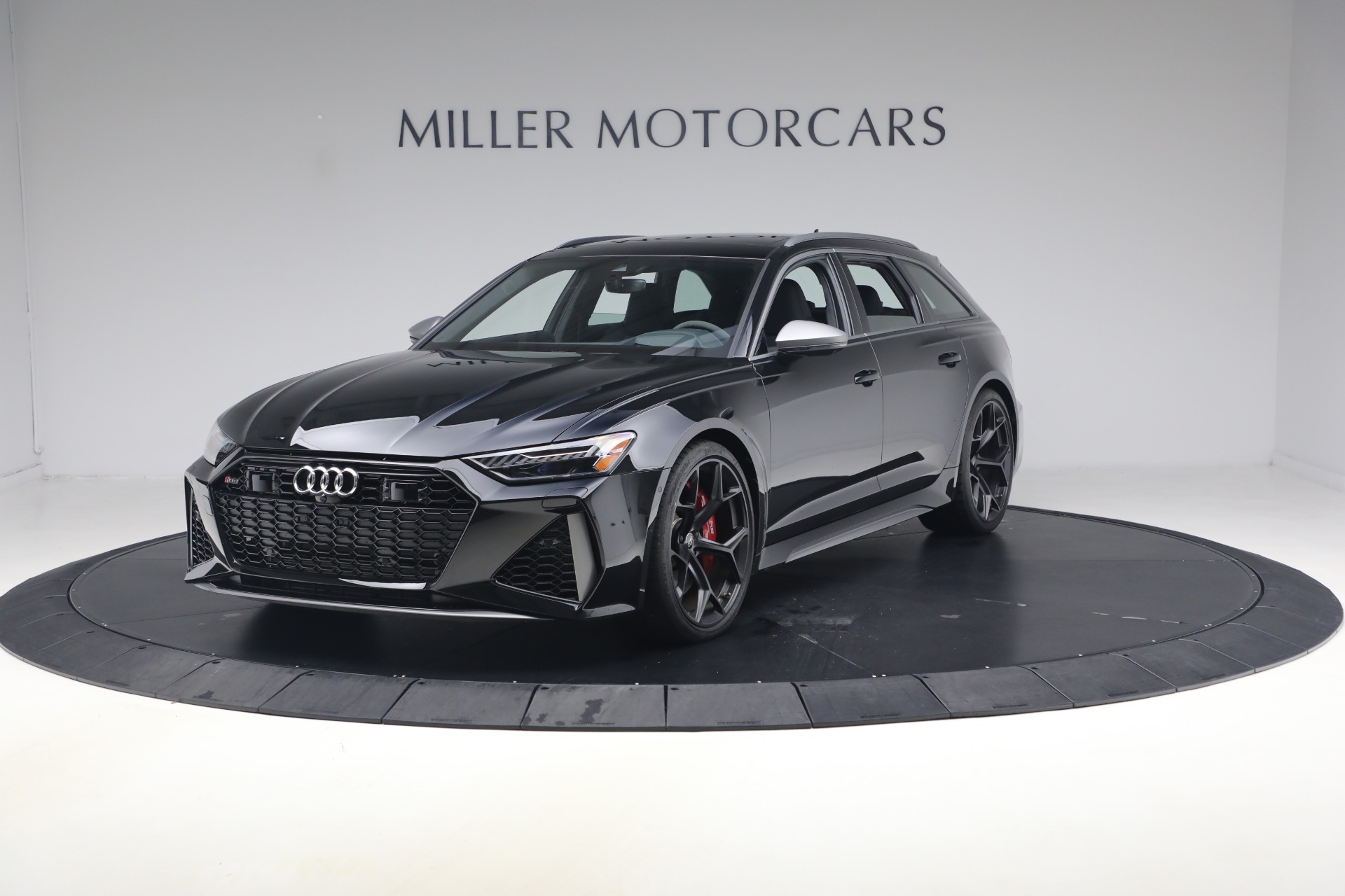 Used 2026 Audi RS 6 Avant performance 4.0T quattro Avant for sale $145,900 at Alfa Romeo of Westport in Westport CT 06880 1