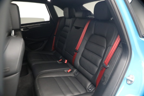 Used 2021 Porsche Macan GTS for sale $69,900 at Alfa Romeo of Westport in Westport CT 06880 20