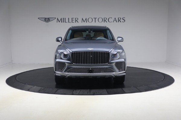 Used 2026 Bentley Bentayga EWB Azure V8 for sale $279,900 at Alfa Romeo of Westport in Westport CT 06880 12