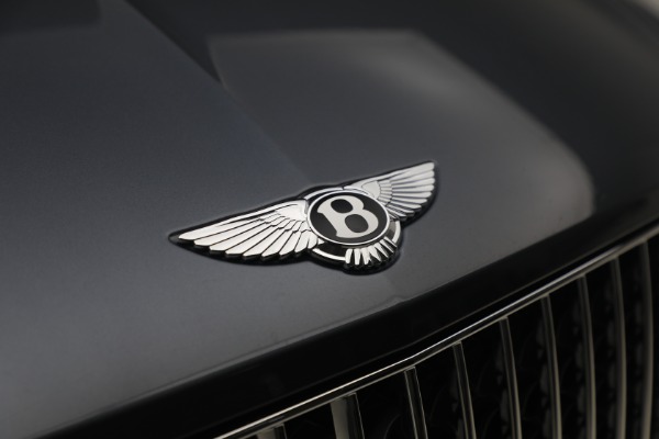 Used 2026 Bentley Bentayga EWB Azure V8 for sale $279,900 at Alfa Romeo of Westport in Westport CT 06880 13