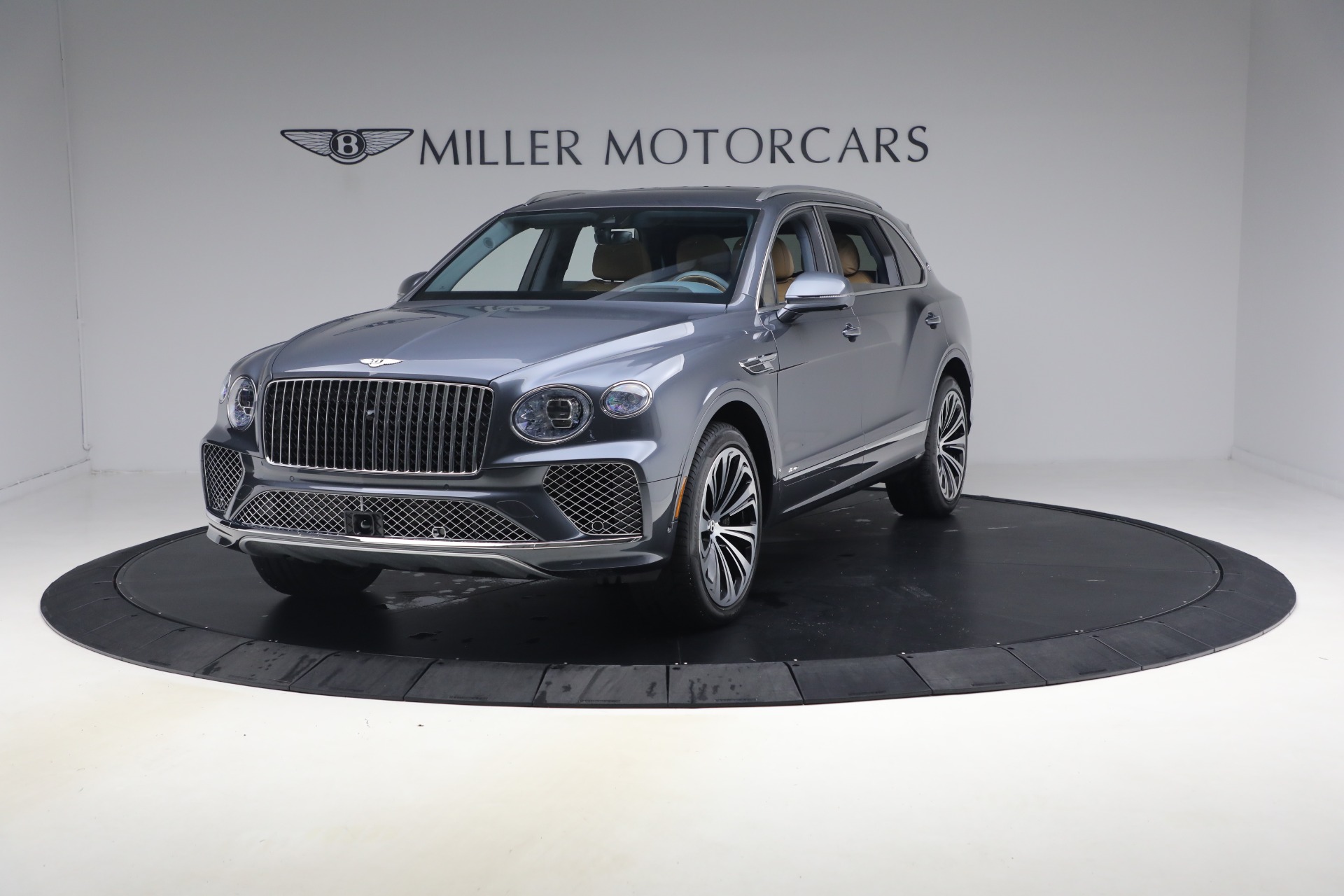 Used 2026 Bentley Bentayga EWB Azure V8 for sale $279,900 at Alfa Romeo of Westport in Westport CT 06880 1