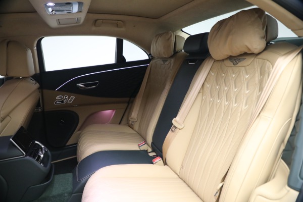 New 2027 Bentley Flying Spur Azure for sale $363,300 at Alfa Romeo of Westport in Westport CT 06880 22