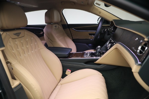 New 2027 Bentley Flying Spur Azure for sale $363,300 at Alfa Romeo of Westport in Westport CT 06880 27