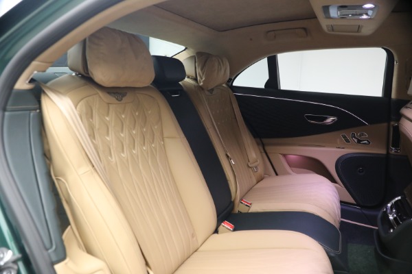 New 2027 Bentley Flying Spur Azure for sale $363,300 at Alfa Romeo of Westport in Westport CT 06880 28