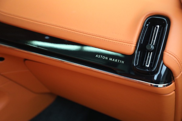 Used 2025 Aston Martin DBX 707 for sale $209,900 at Alfa Romeo of Westport in Westport CT 06880 20