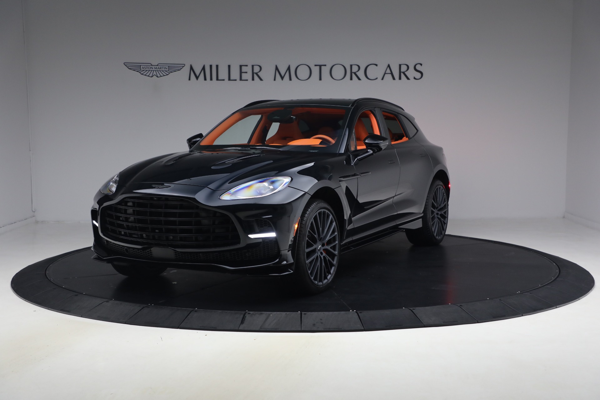Used 2025 Aston Martin DBX 707 for sale $209,900 at Alfa Romeo of Westport in Westport CT 06880 1