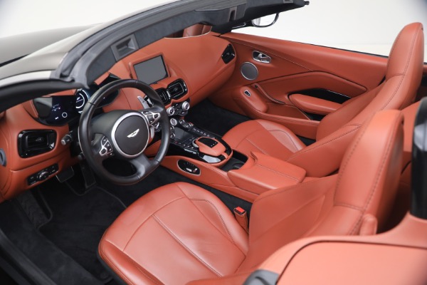 Used 2021 Aston Martin Vantage for sale $119,900 at Alfa Romeo of Westport in Westport CT 06880 27