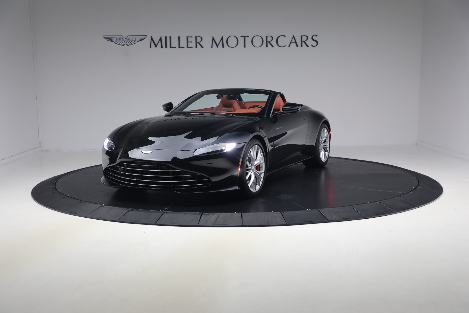Used 2021 Aston Martin Vantage for sale $119,900 at Alfa Romeo of Westport in Westport CT 06880 1