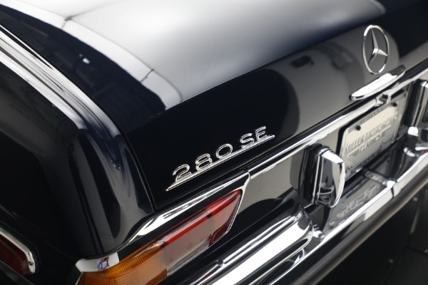 Used 1971 Mercedes-Benz 280SE 3.5 Cabriolet for sale $475,000 at Alfa Romeo of Westport in Westport CT 06880 22