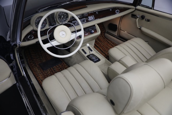 Used 1971 Mercedes-Benz 280SE 3.5 Cabriolet for sale $475,000 at Alfa Romeo of Westport in Westport CT 06880 24