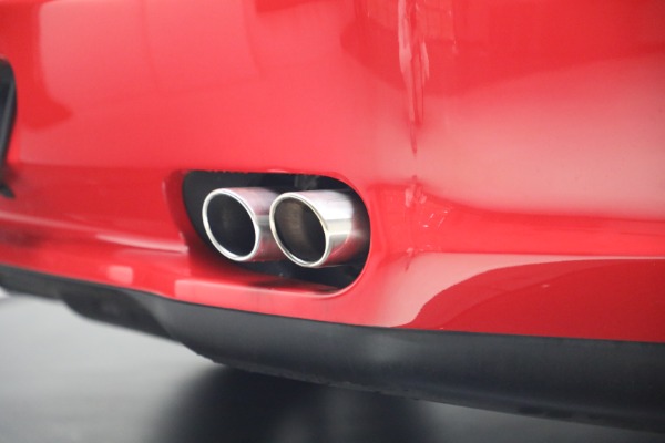 Used 2000 Ferrari 550 Maranello for sale $395,900 at Alfa Romeo of Westport in Westport CT 06880 24