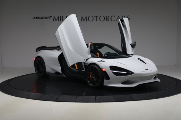 New 2027 McLaren 750S Spider Performance for sale $471,170 at Alfa Romeo of Westport in Westport CT 06880 19