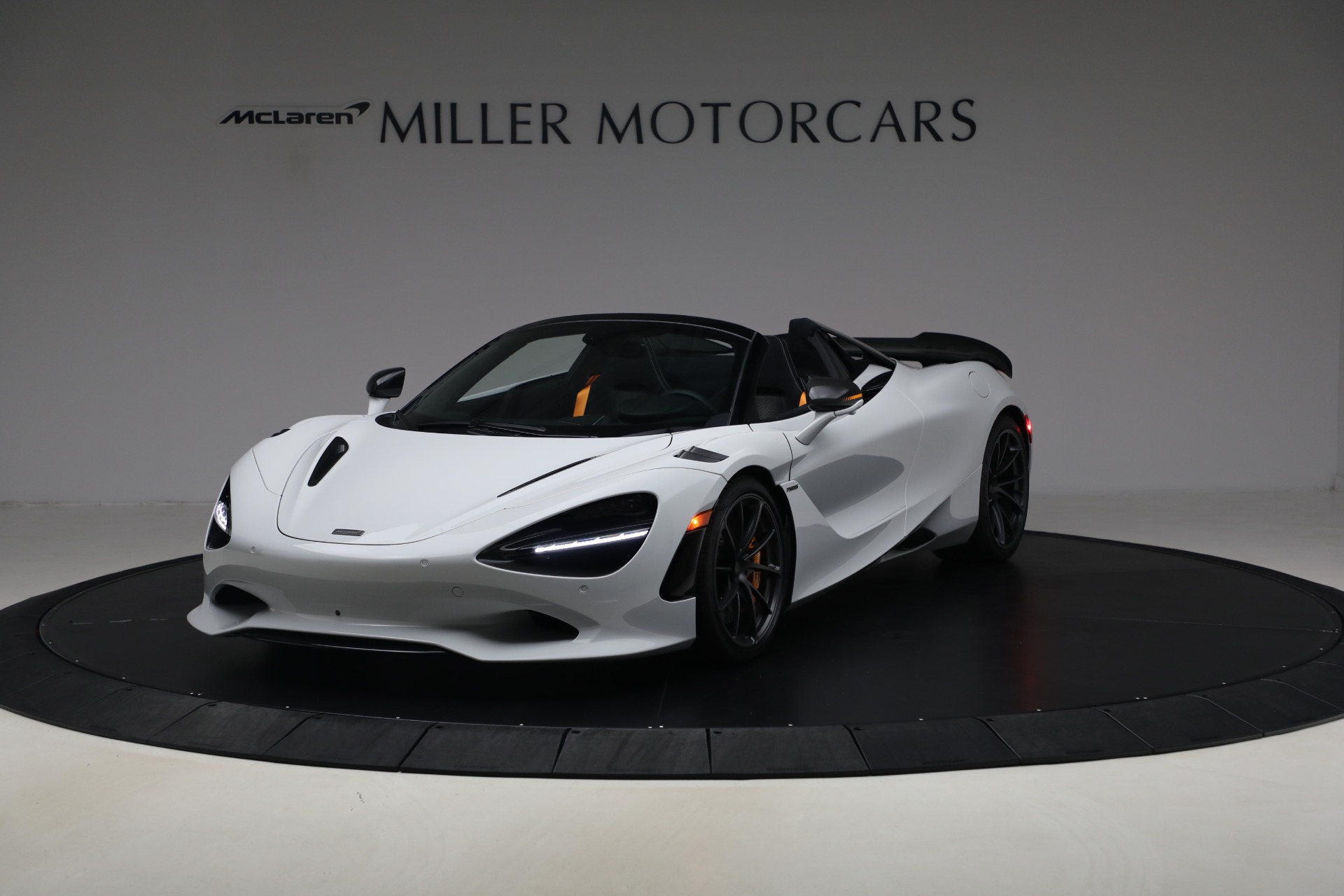 New 2027 McLaren 750S Spider Performance for sale $471,170 at Alfa Romeo of Westport in Westport CT 06880 1