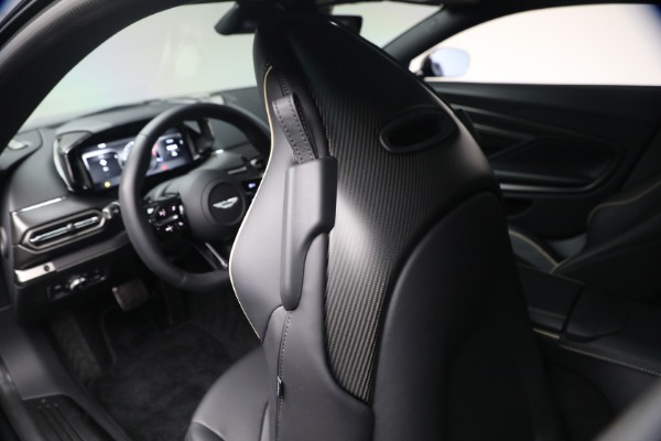 Used 2025 Aston Martin Vanquish for sale $415,900 at Alfa Romeo of Westport in Westport CT 06880 16