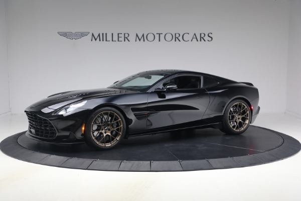 Used 2025 Aston Martin Vanquish for sale $415,900 at Alfa Romeo of Westport in Westport CT 06880 2