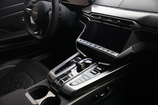 Used 2025 Aston Martin Vanquish for sale $415,900 at Alfa Romeo of Westport in Westport CT 06880 23
