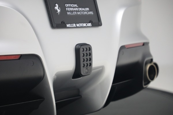 Used 2014 Ferrari F12berlinetta for sale $519,900 at Alfa Romeo of Westport in Westport CT 06880 25