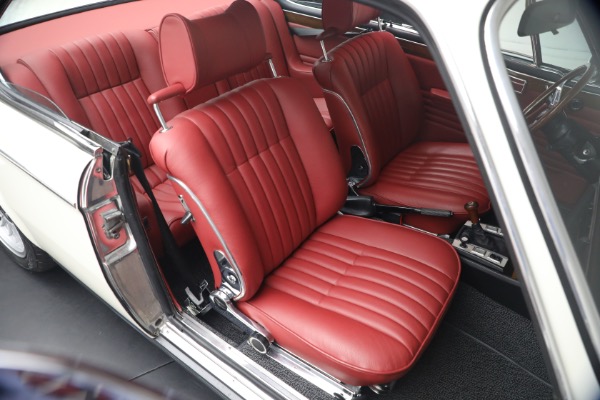 Used 1974 BMW 3.0CSi for sale $175,000 at Alfa Romeo of Westport in Westport CT 06880 24