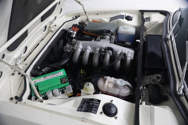 Used 1974 BMW 3.0CSi for sale $175,000 at Alfa Romeo of Westport in Westport CT 06880 28