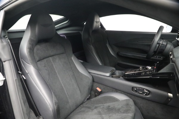Used 2025 Aston Martin Vantage for sale $187,900 at Alfa Romeo of Westport in Westport CT 06880 19