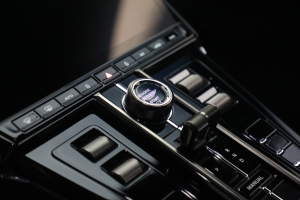 Used 2025 Aston Martin Vantage for sale $187,900 at Alfa Romeo of Westport in Westport CT 06880 22