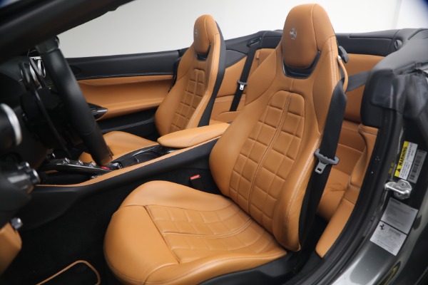 Used 2019 Ferrari Portofino for sale $205,900 at Alfa Romeo of Westport in Westport CT 06880 16