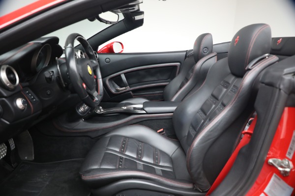 Used 2014 Ferrari California 30 for sale $115,900 at Alfa Romeo of Westport in Westport CT 06880 15