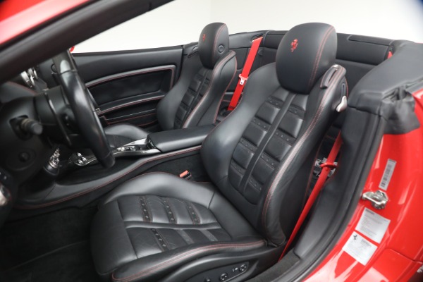 Used 2014 Ferrari California 30 for sale $115,900 at Alfa Romeo of Westport in Westport CT 06880 16